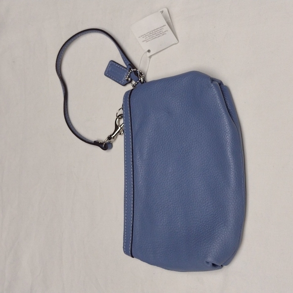 Coach Wristlet - Picture 4 of 4